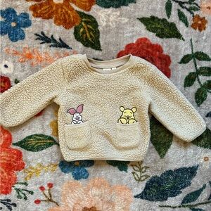 🌟3/$20🌟 
Disney Winnie the Pooh Sweatshirt 0-3Months
